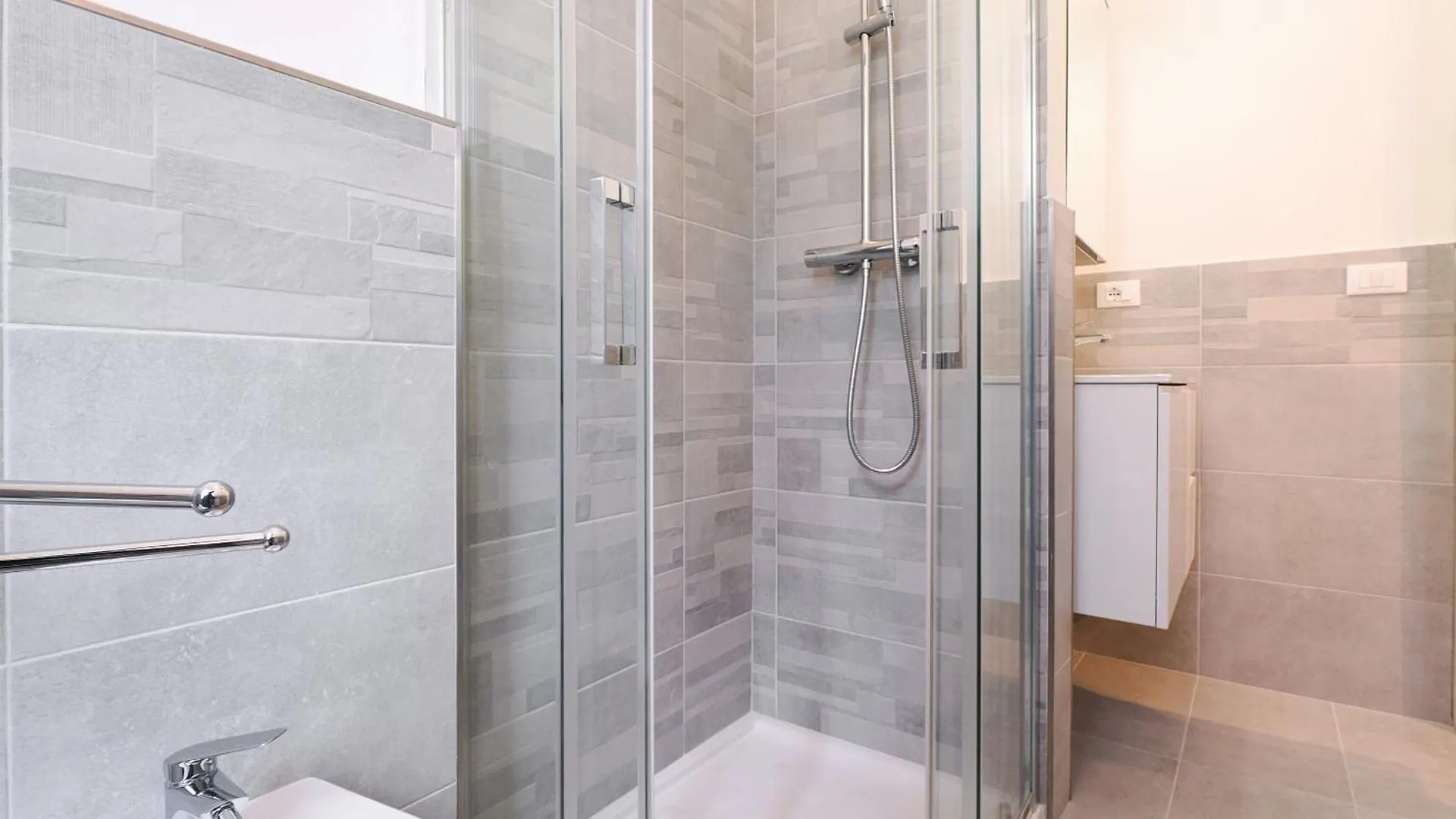Primopiano - Promessi Sposi Apartment Milan